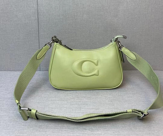 COACH TERI ORIGINALS EMBOSS LOGO