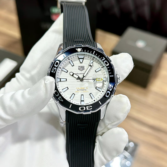 Tag Aquaracer detailed with Perfection