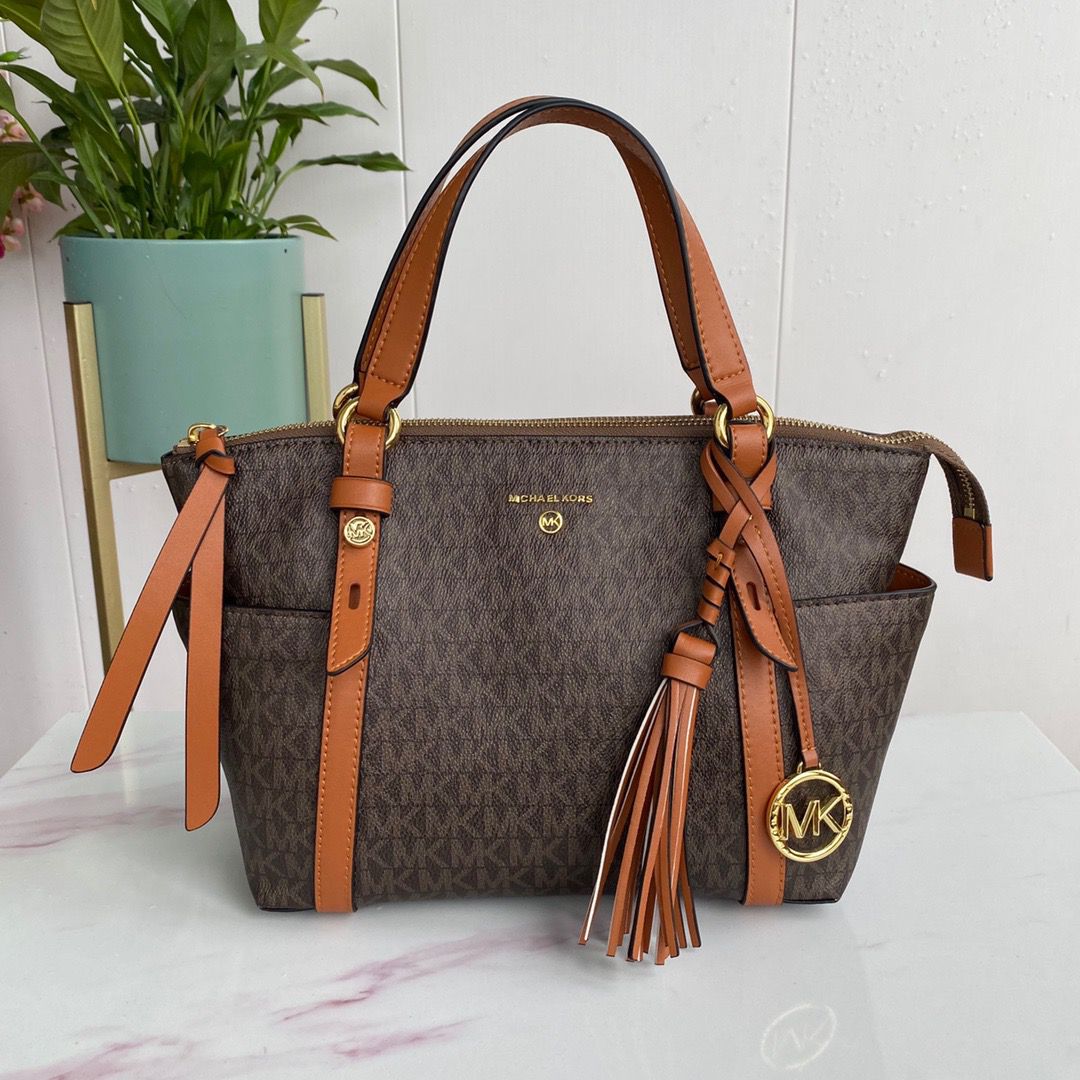 Michael Kors Sullivan Large Signature Tote Bag