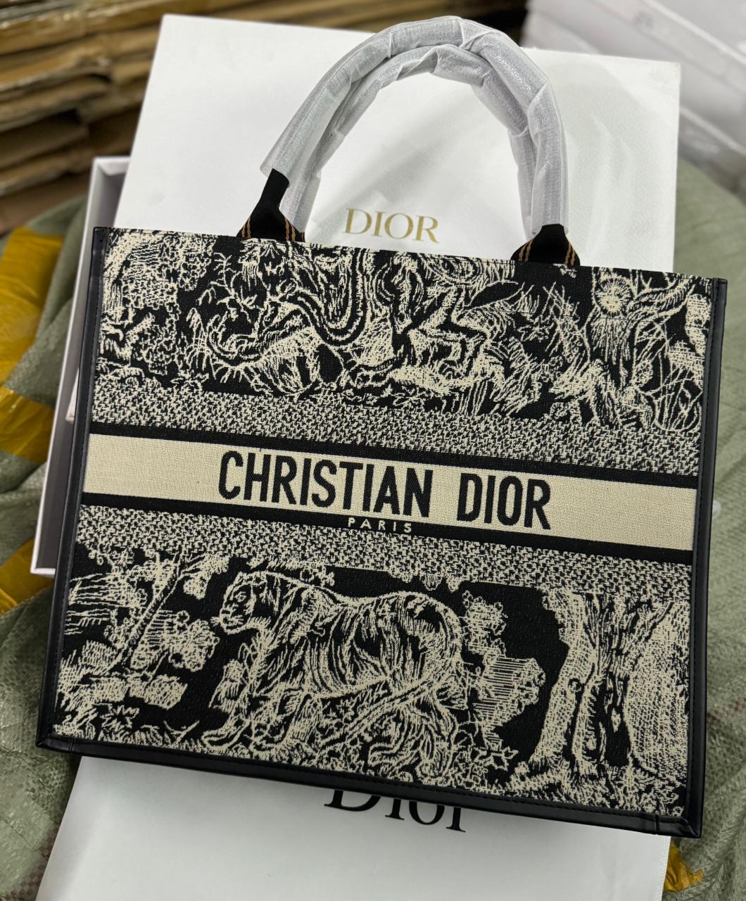 Dior Leather Embroideried Light Weight And Trendy Tote