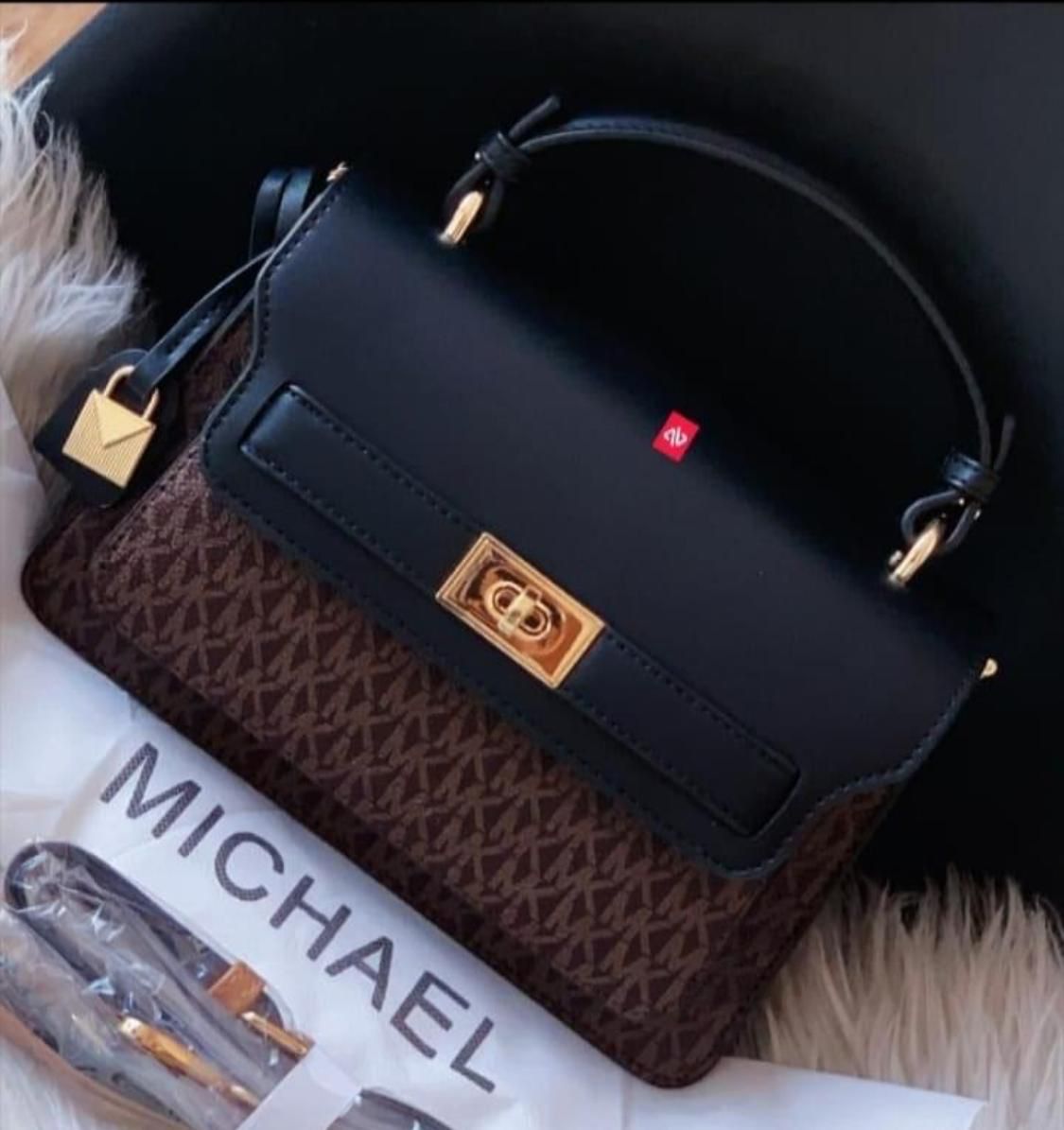 MICHAEL KORS KELLY TOP HANDLE