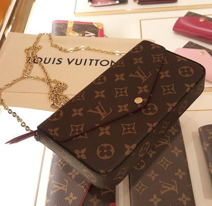 LOUIS VUITTON  FELICIE POCHETTE