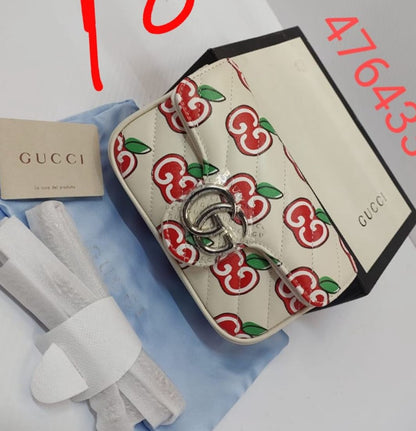 GUCCI MARMONT APPLE SUPER MINI BAG