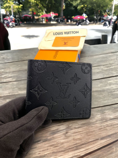 Louis Vuitton Men's Wallet Series