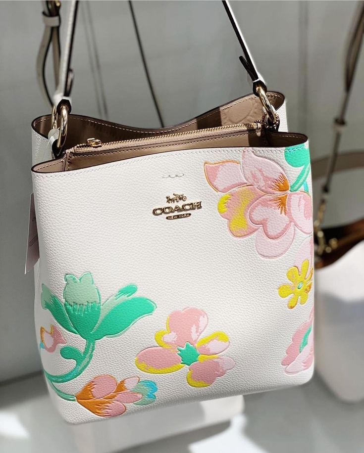 COACH ORIGINALS EMBOSSED BUCKET WITH DREAMY LAND FLORAL PRINT