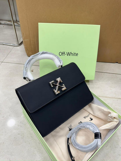OFF WHITE SHOULDER BAGS