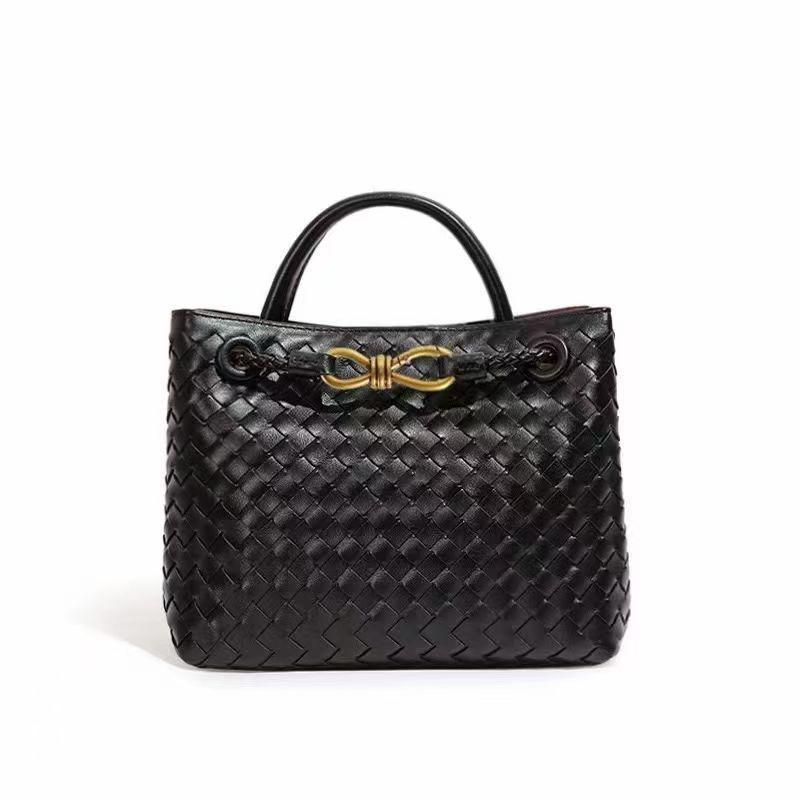 Bottega Veneta Andiamo Leather Bag