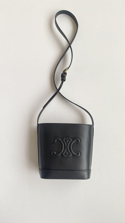 CELINE CALFSKIN TRIOMPHE BUCKET BAG