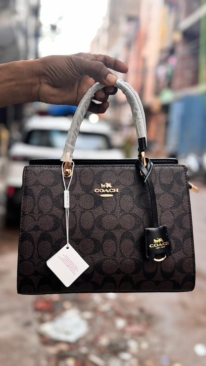 COACH HANDBAGS WITH PARTITION INSIDE AND LONG BELT