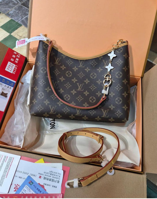Louis Vuitton Carry All Hobo Larze Size