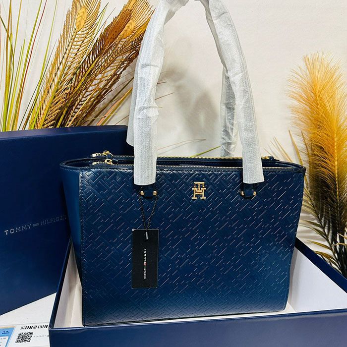 Tommy Hilfiger Eternity Multifunctional Tote Bag