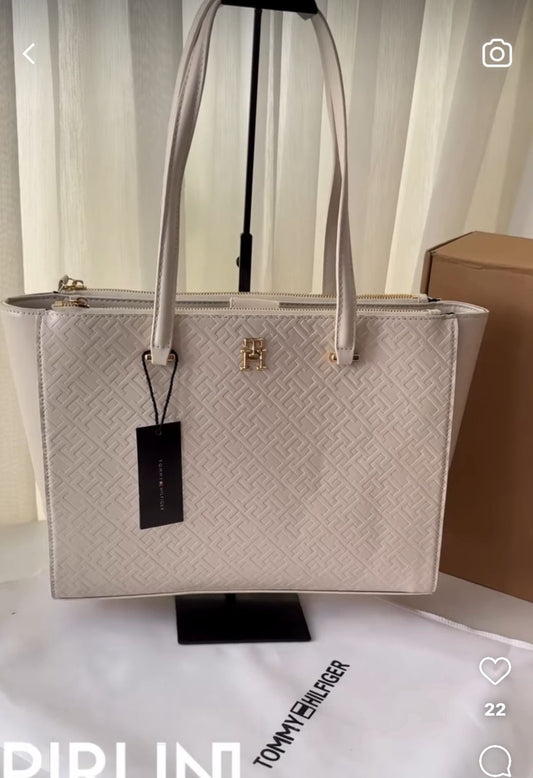 Tommy Hilfiger Eternity Multifunctional Tote Bag