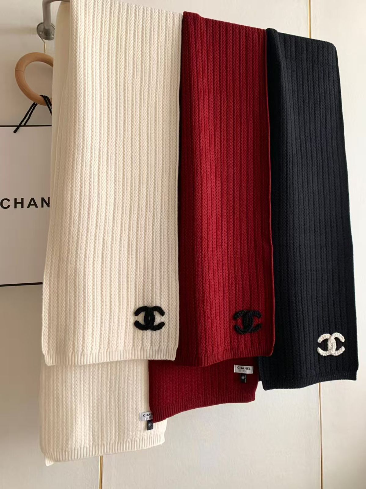 Chanel Premium Unisex Muffler