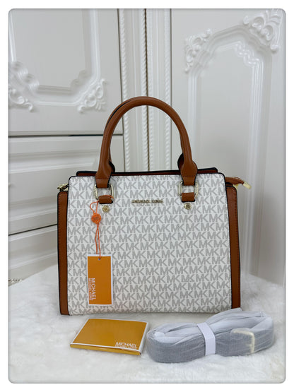 Micheal Kors Signature Saffiano