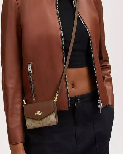 Coach Envelop Wallet Sling