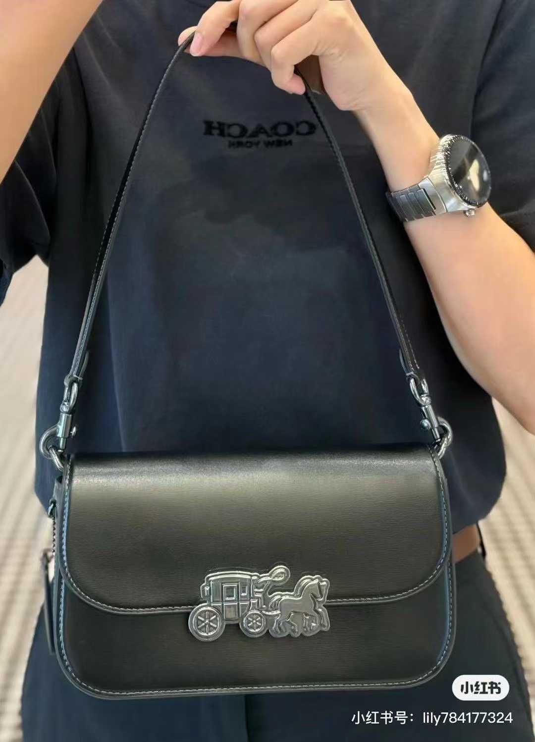 Coach Harper Shoulder Bag