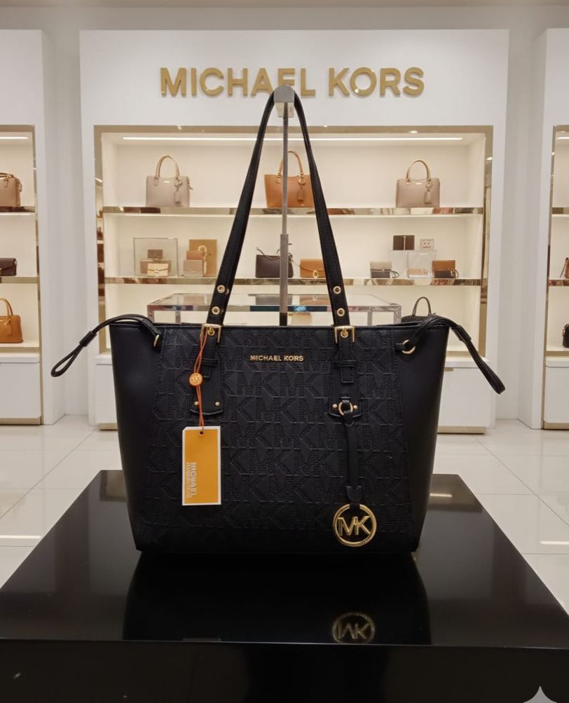 Michael Kors Jet Set Emboss Series Tote