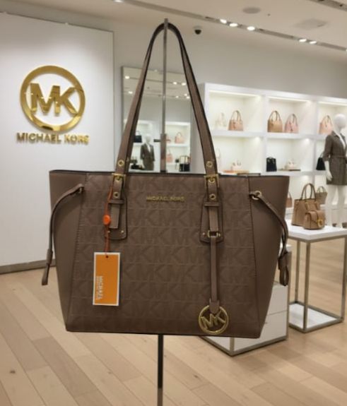 Michael Kors Jet Set Emboss Series Tote