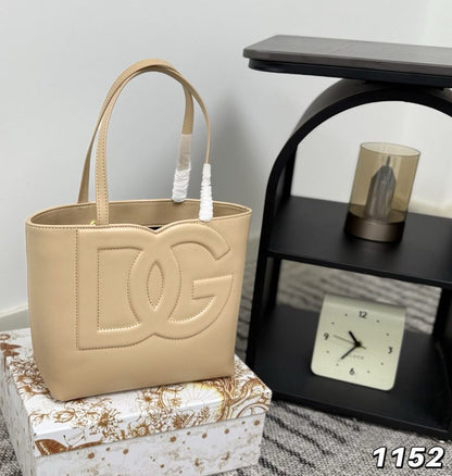 Dolce & Gabbana DG Logo Medium Tote