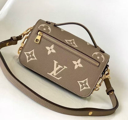 Louis Vuitton East West Metis Pochette