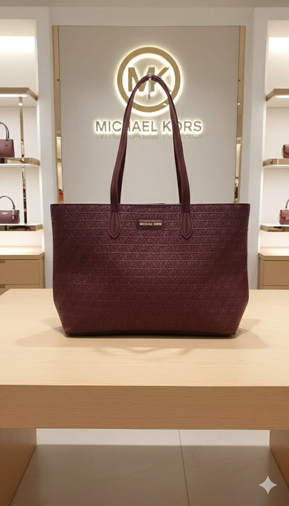 Michael Kors Jet Set Tote