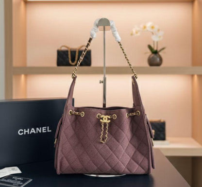 Chanel 25 S Maxi Hobo