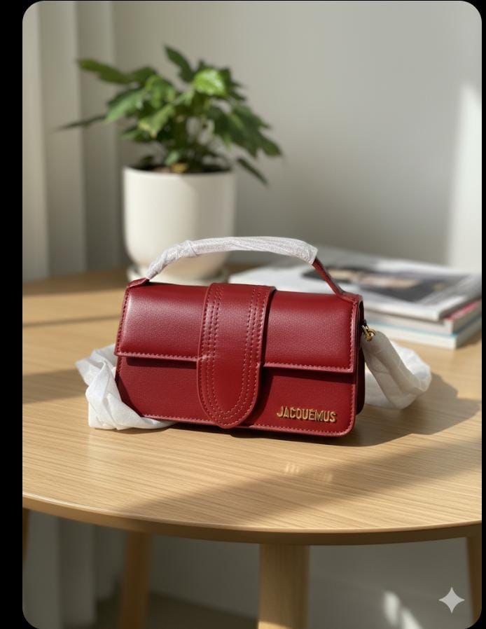 Jacquemus Le Bambino