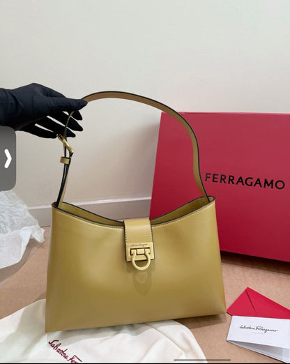 Ferragamo Trifolio Shoulder Bag