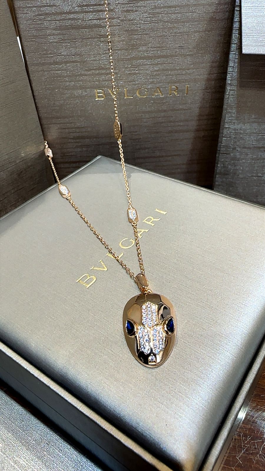 Bvl-gari Serpenti Seduttori Necklace