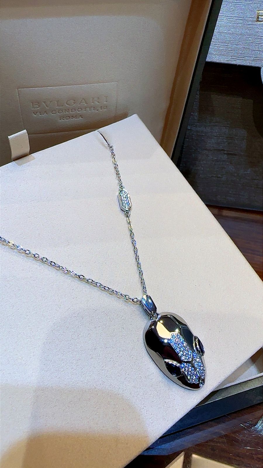Bvl-gari Serpenti Seduttori Necklace