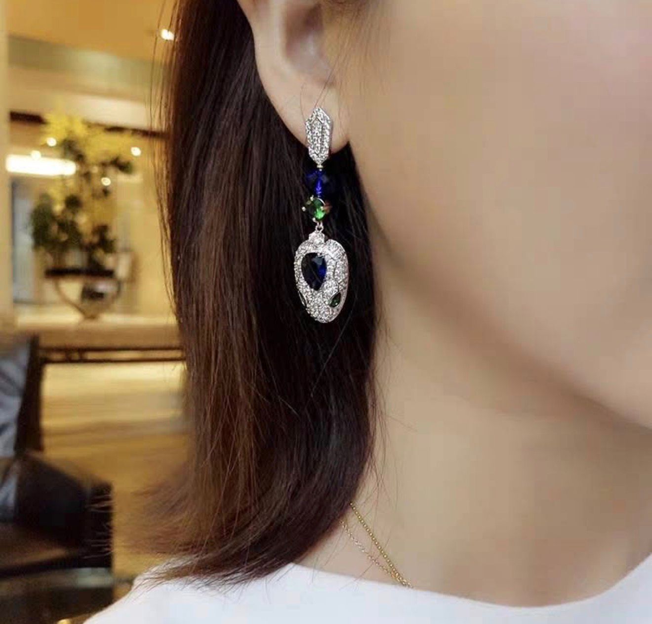 Bv-lga-ri Serpenti Diamond Studded Necklace & Earrings Set