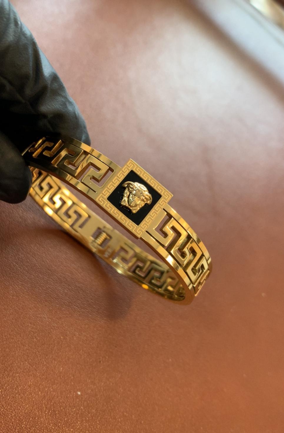 Ver-sa-ce Greek-Key Medusa Style Bracelet