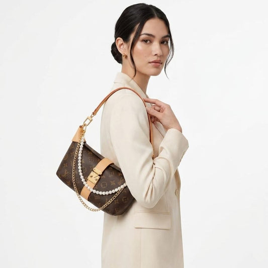 LOU-IS VU-IT-TON MIA POCHETTE SHOULDER BAG