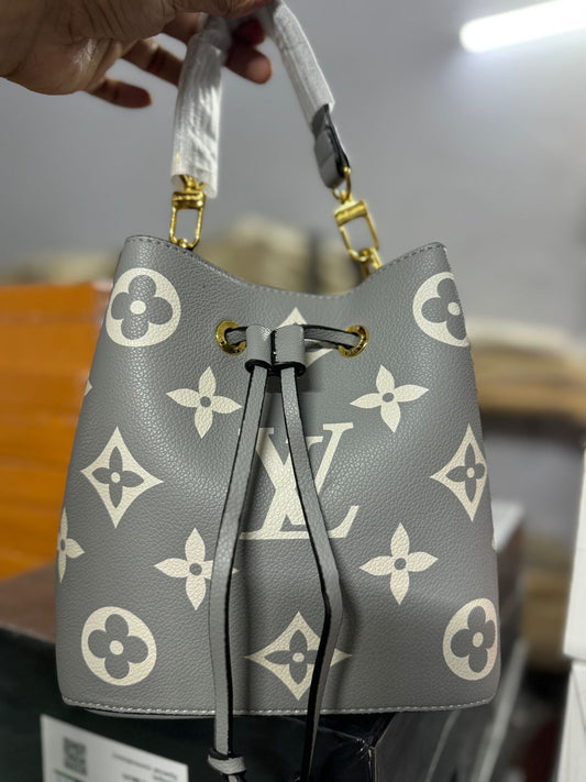 Louis Vuitton Neonoe Mm Satchel